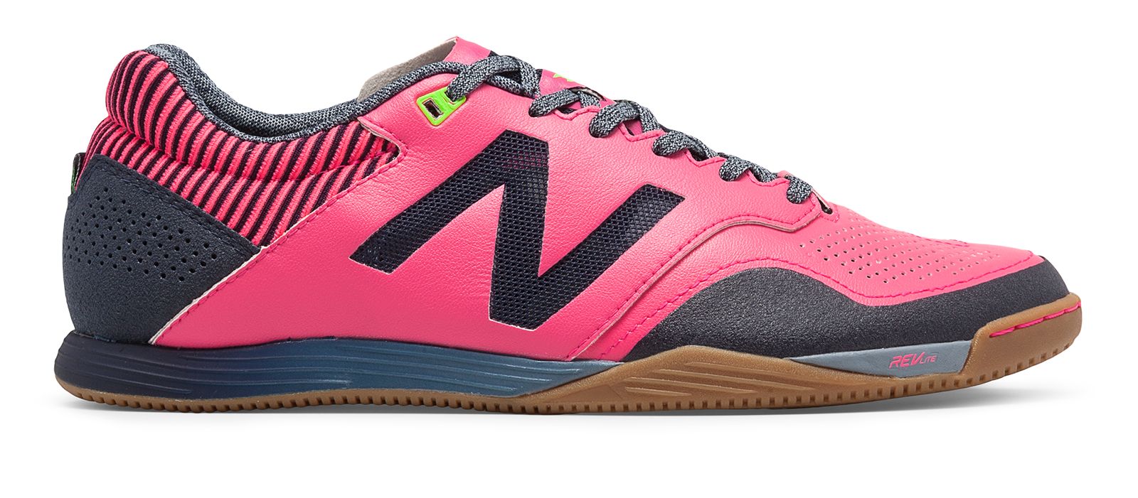 new balance soccer indoor shoes
