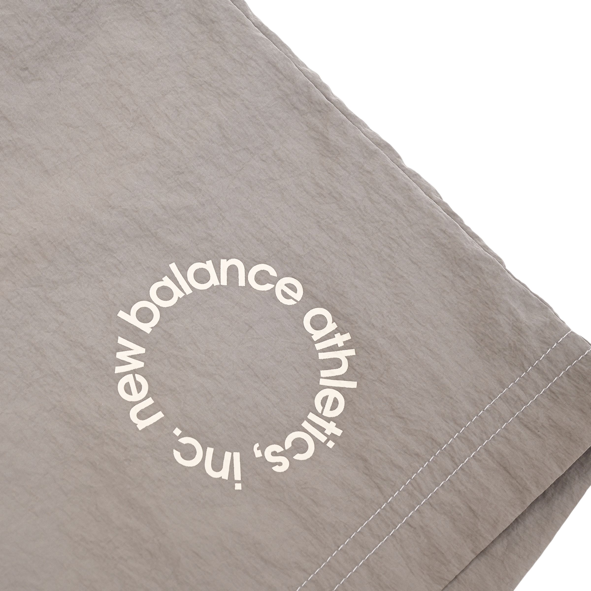 ウーブンショーツ