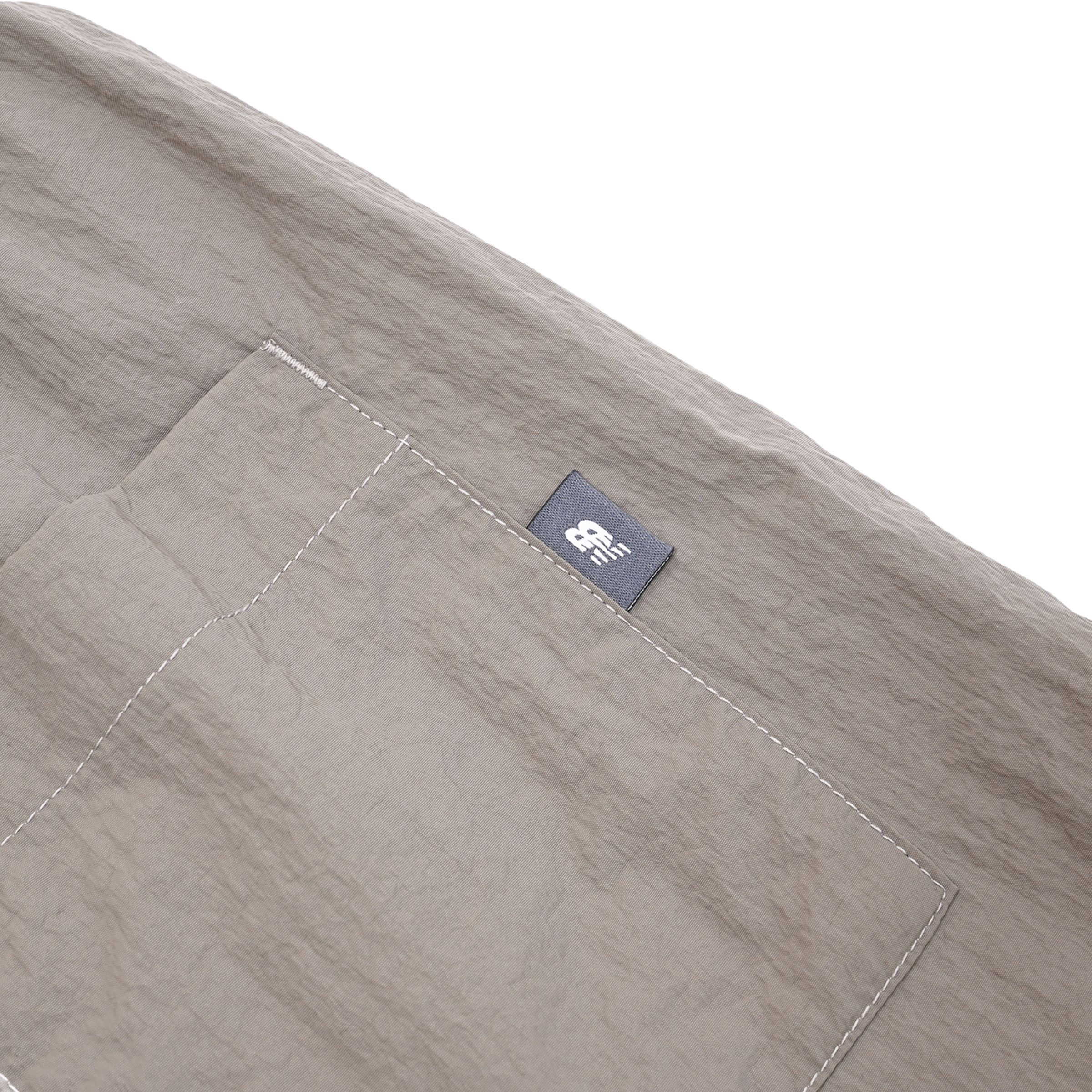 ウーブンショーツ