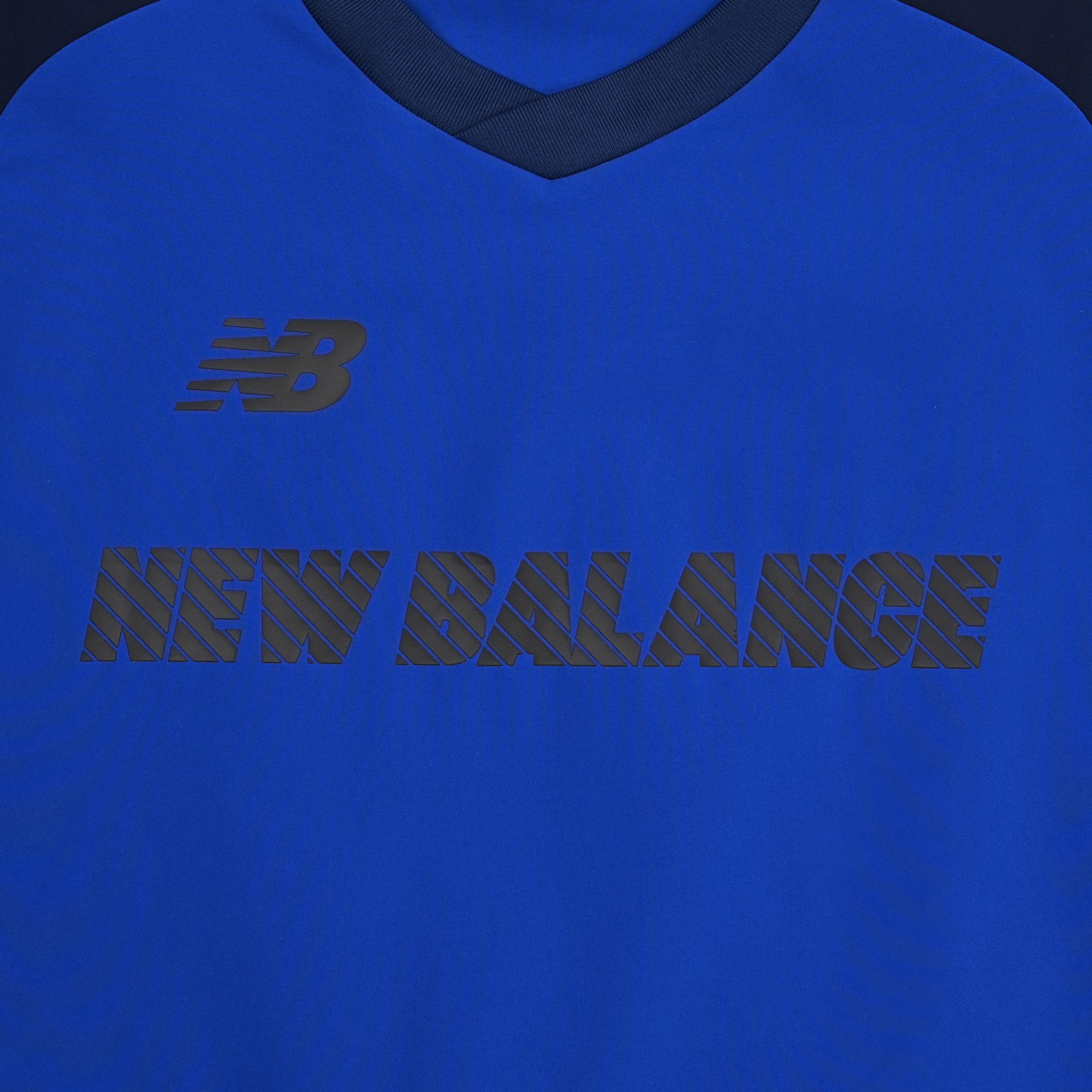 Black Out ストレッチウーブントップ