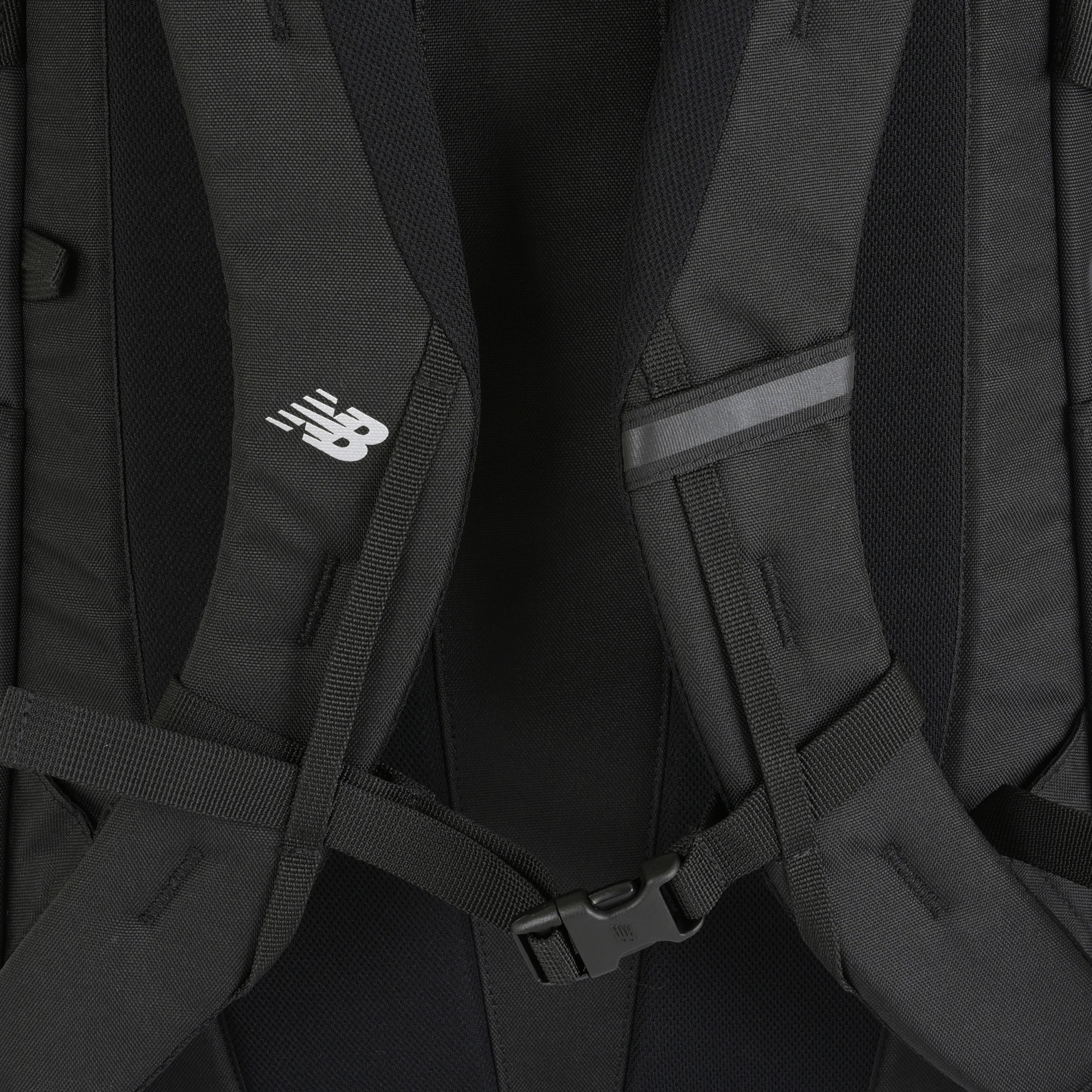 トップローディングバックパック30L