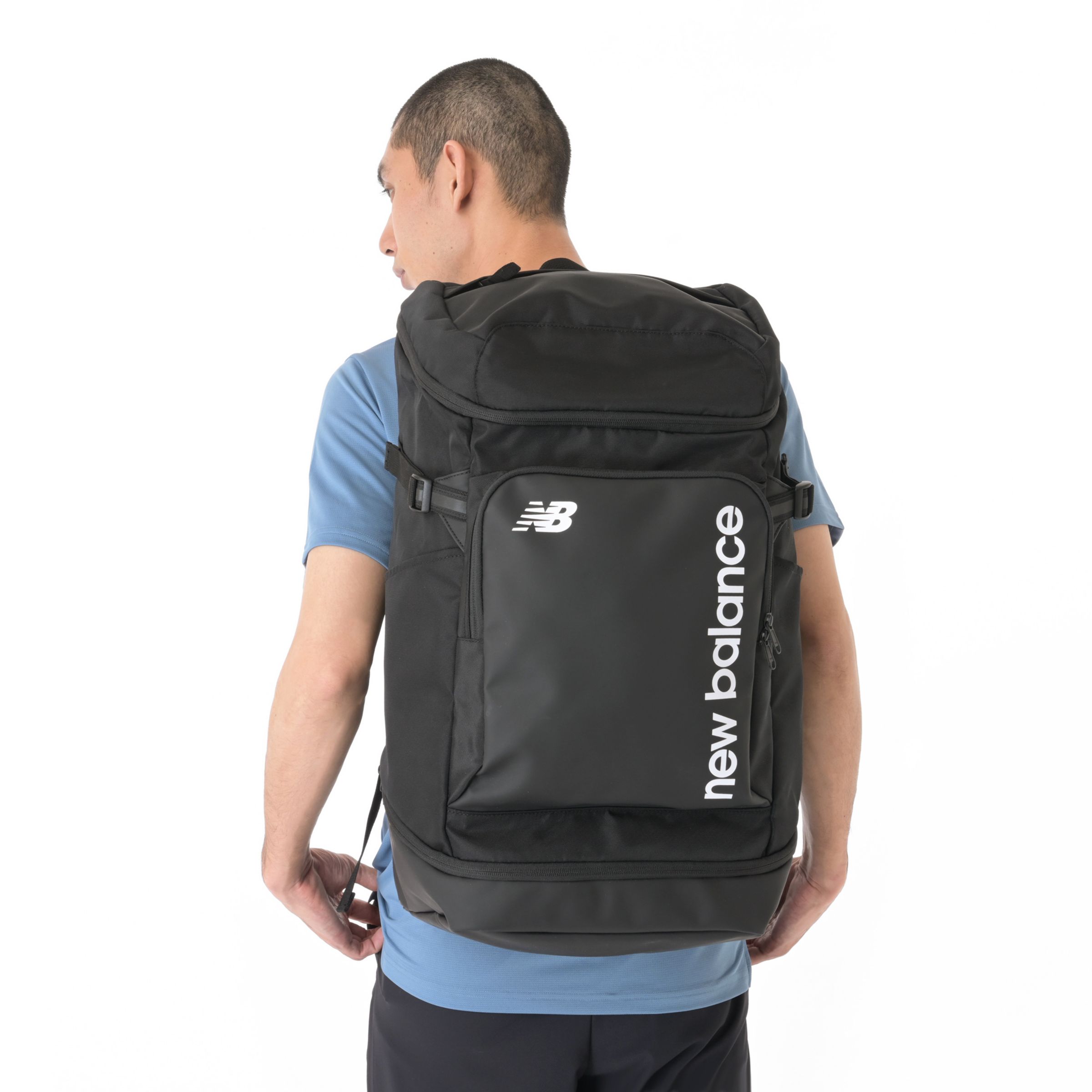 トップローディングバックパック40L