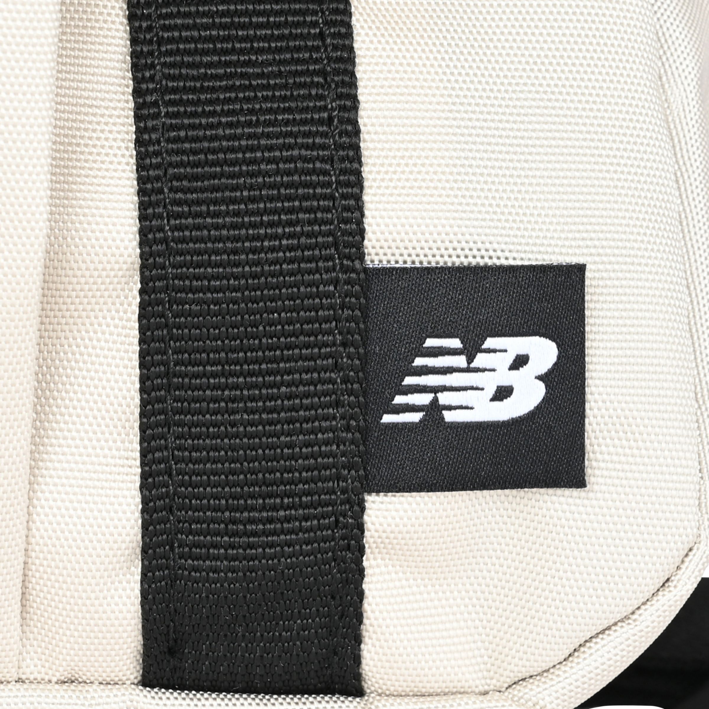 エブリデイサークルロゴミニボストンバッグ