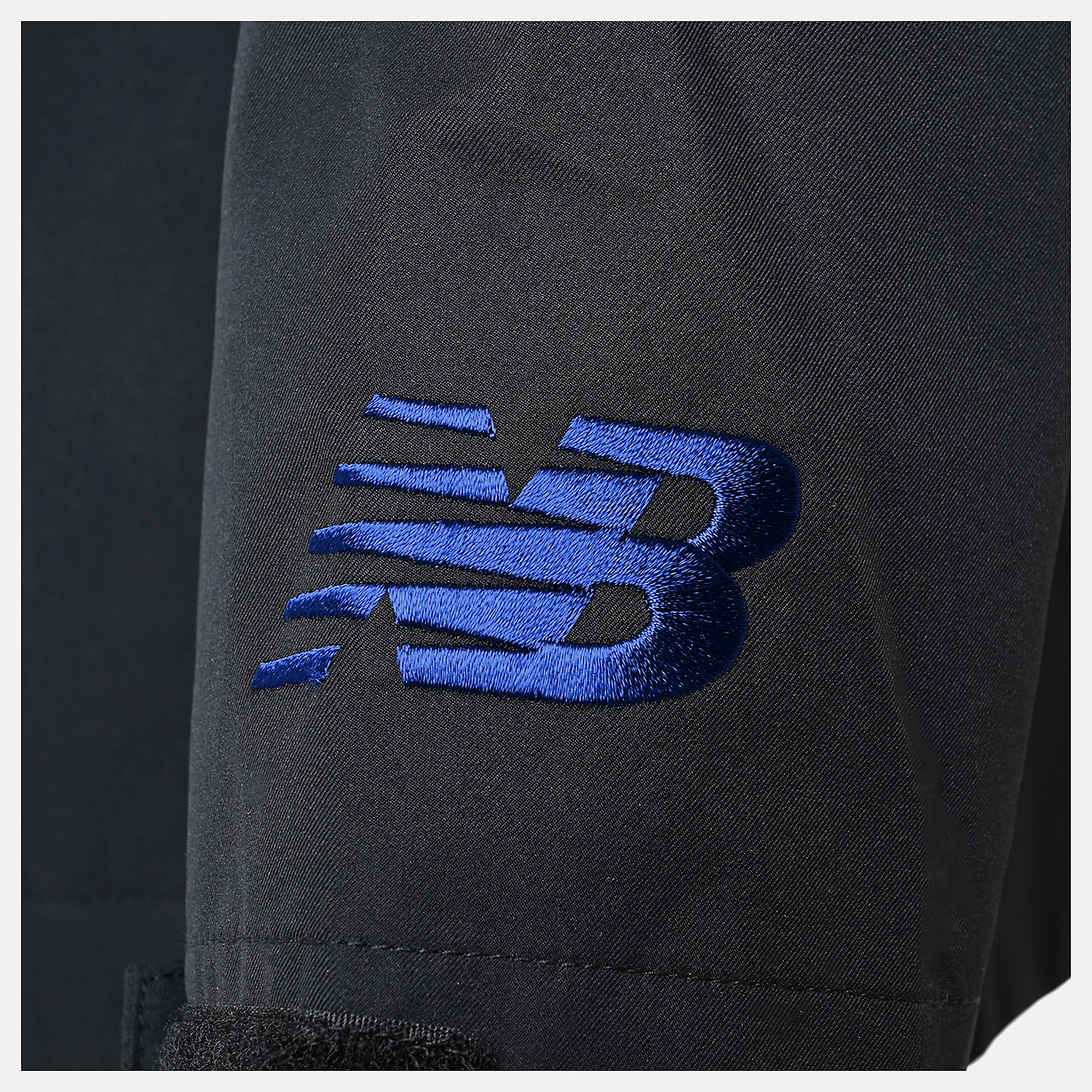 FCTokyo Rain Jacket|ニューバランス公式通販 | - New Balance FCTokyo Rain Jacket|ニューバランス公式通販 | - New Balance
