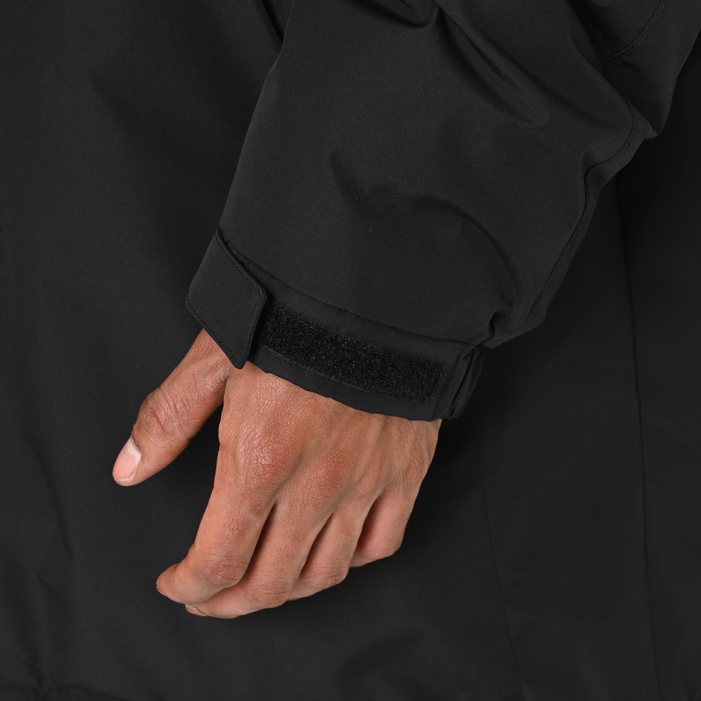 Black Out フィールドパデッドコート 撥水加工