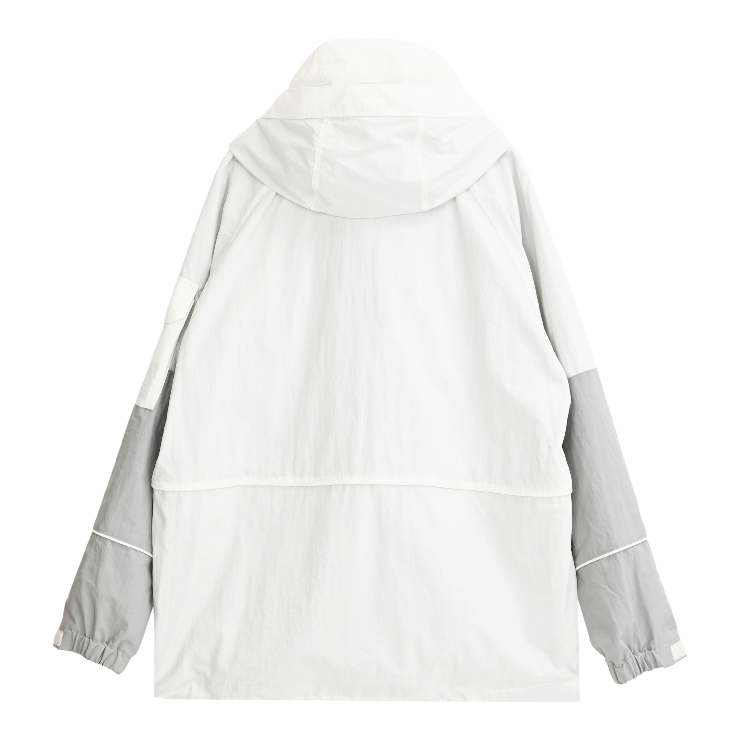 フーデットタスランジャケット