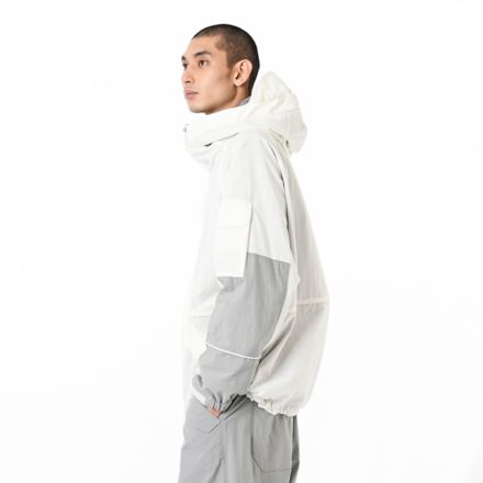 フーデットタスランジャケット