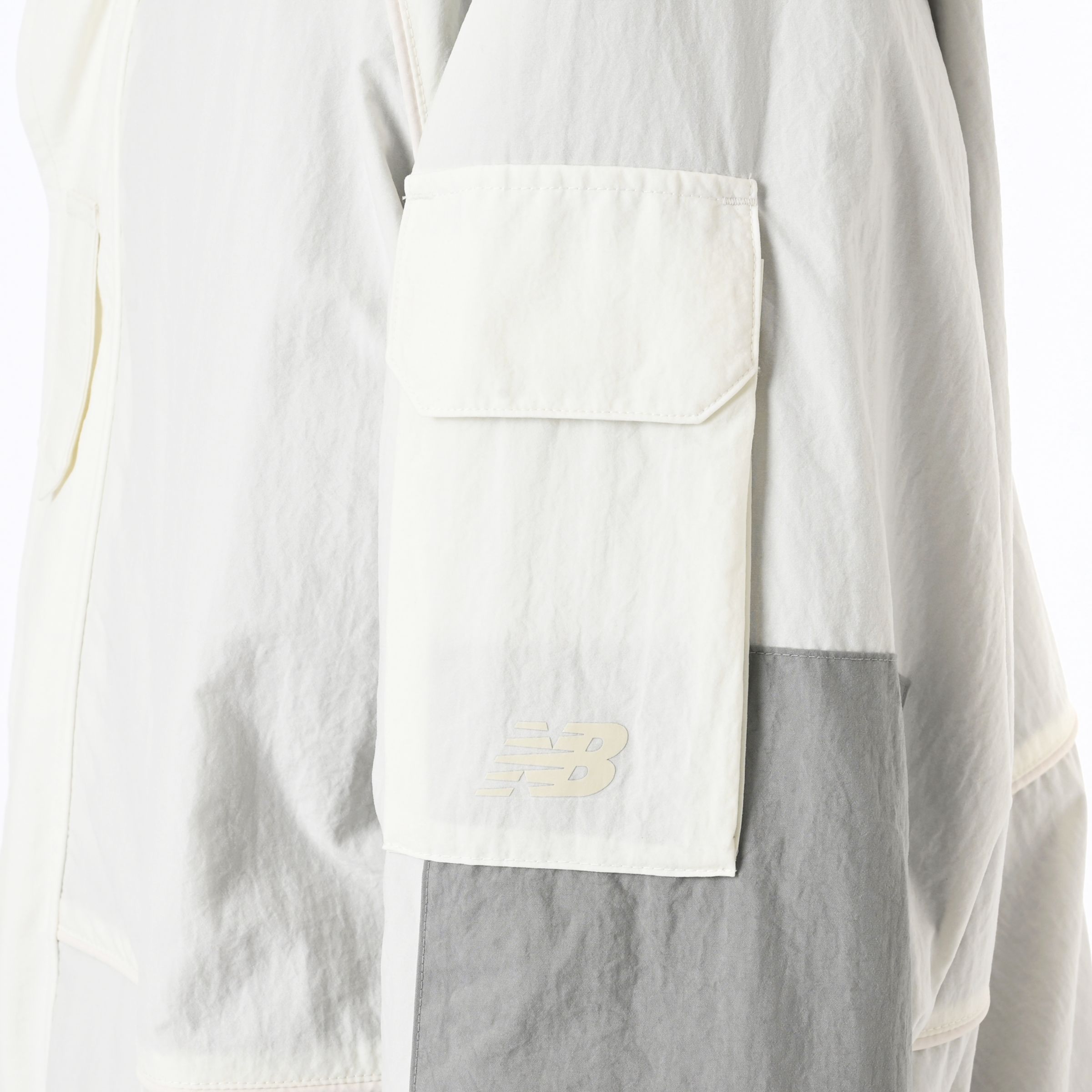 フーデットタスランジャケット