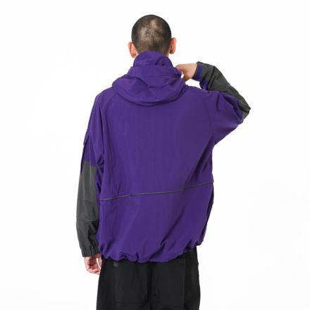 フーデットタスランジャケット