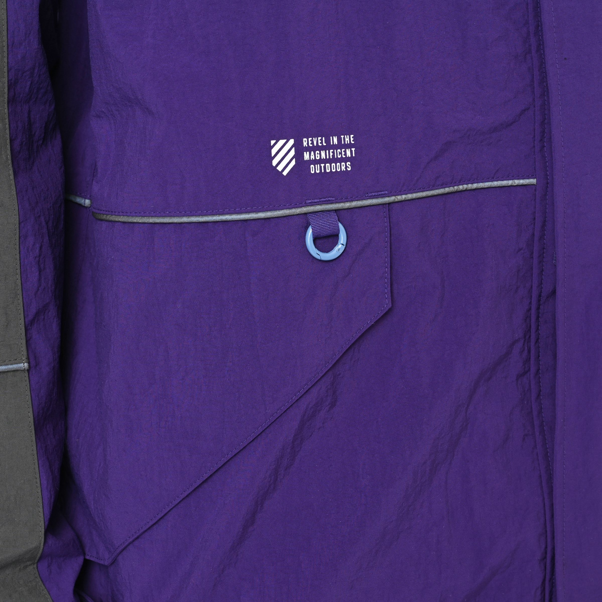 フーデットタスランジャケット