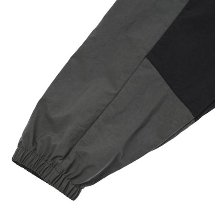 タスランナイロンウーブンフーデッドジャケット