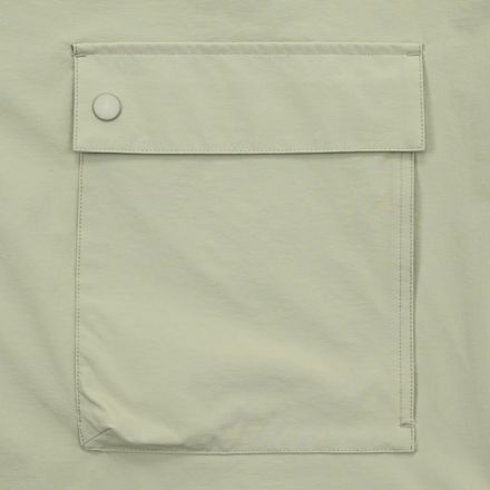 ストレッチナイロンマウンテンパーカー