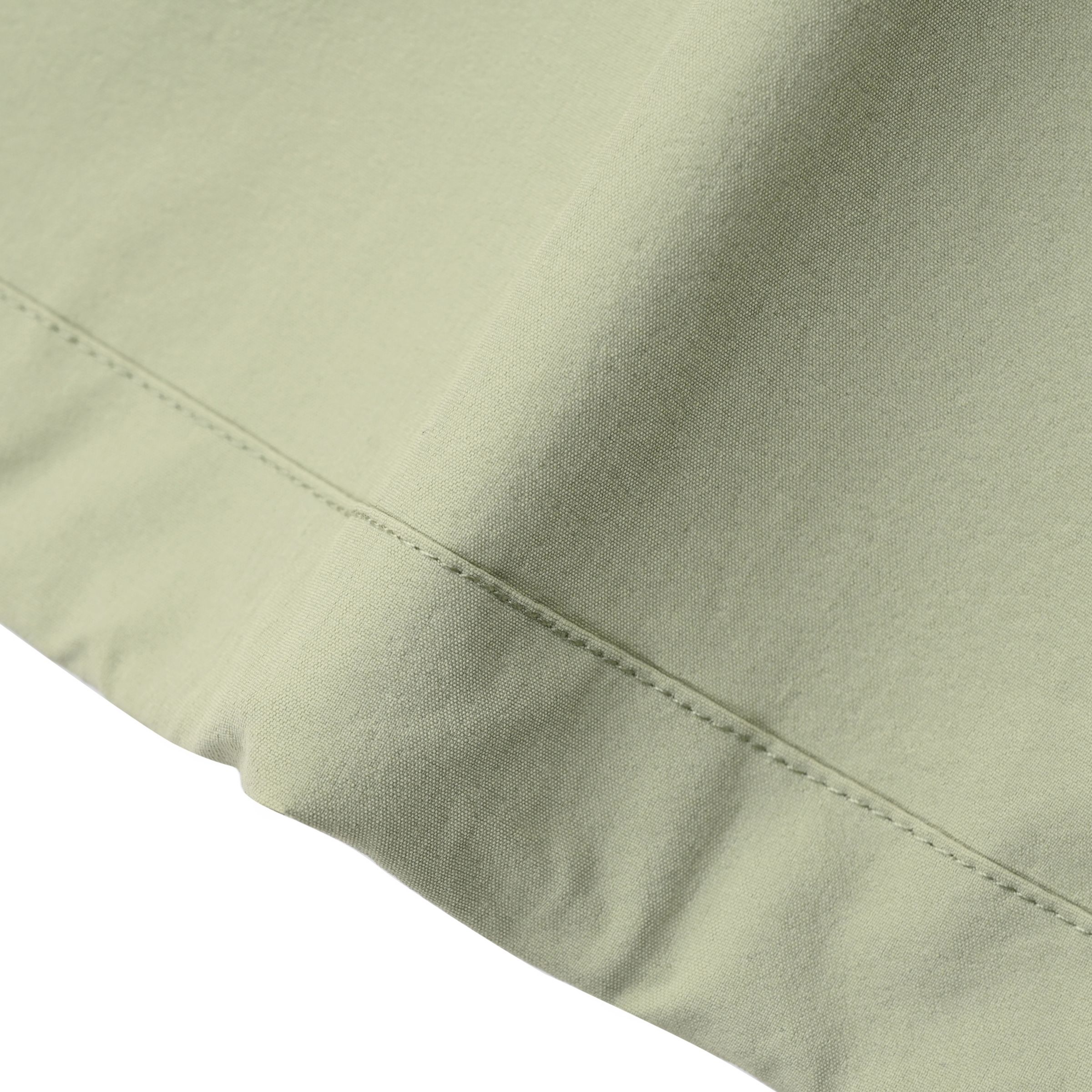 ストレッチナイロンマウンテンパーカー