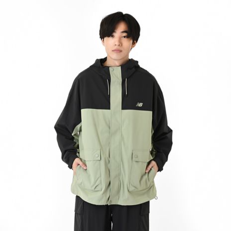 ストレッチナイロンマウンテンパーカー