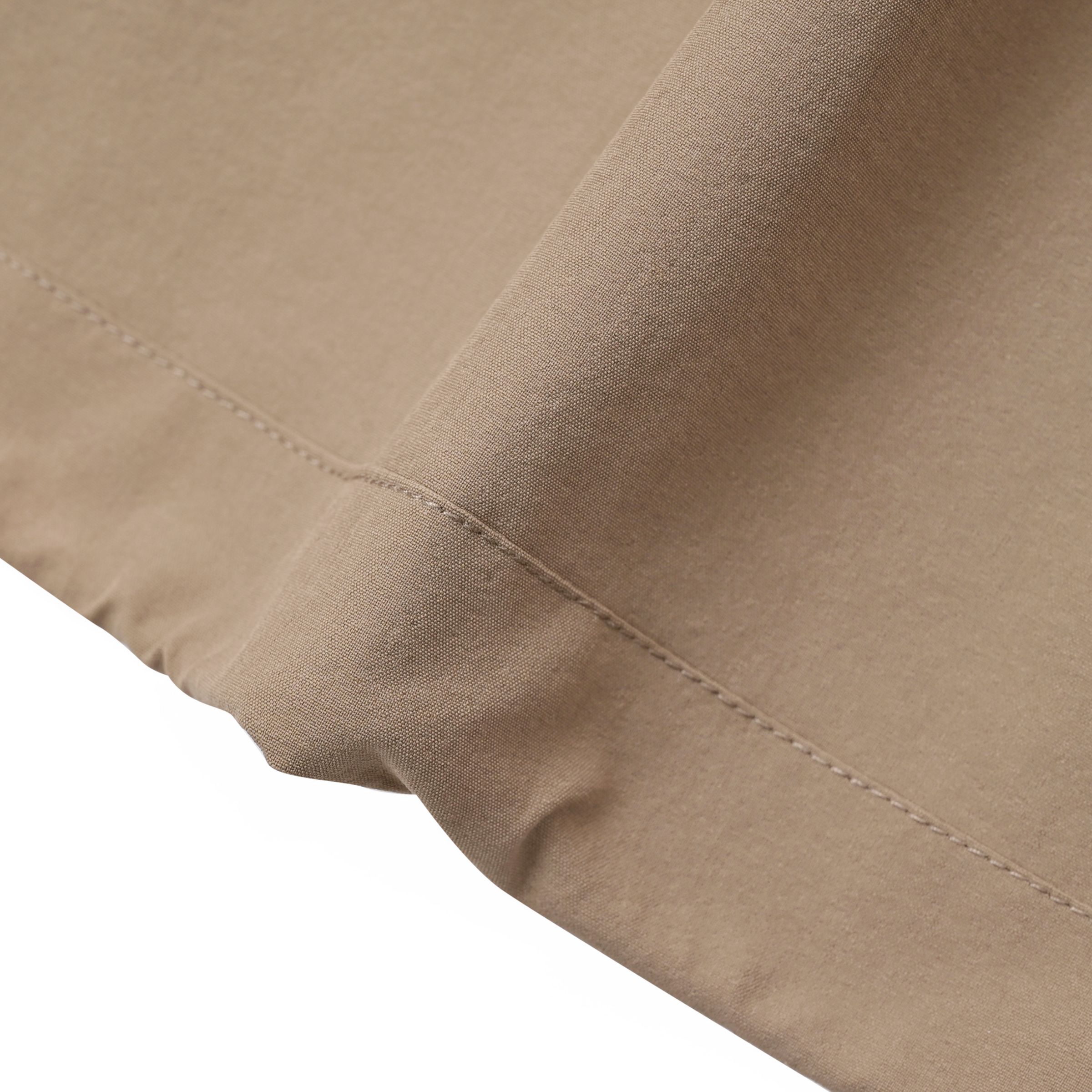 ストレッチナイロンマウンテンパーカー