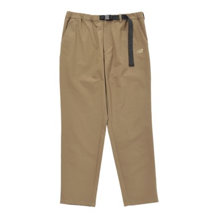 スリムテーパードパンツ