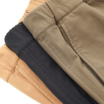 スリムテーパードパンツ