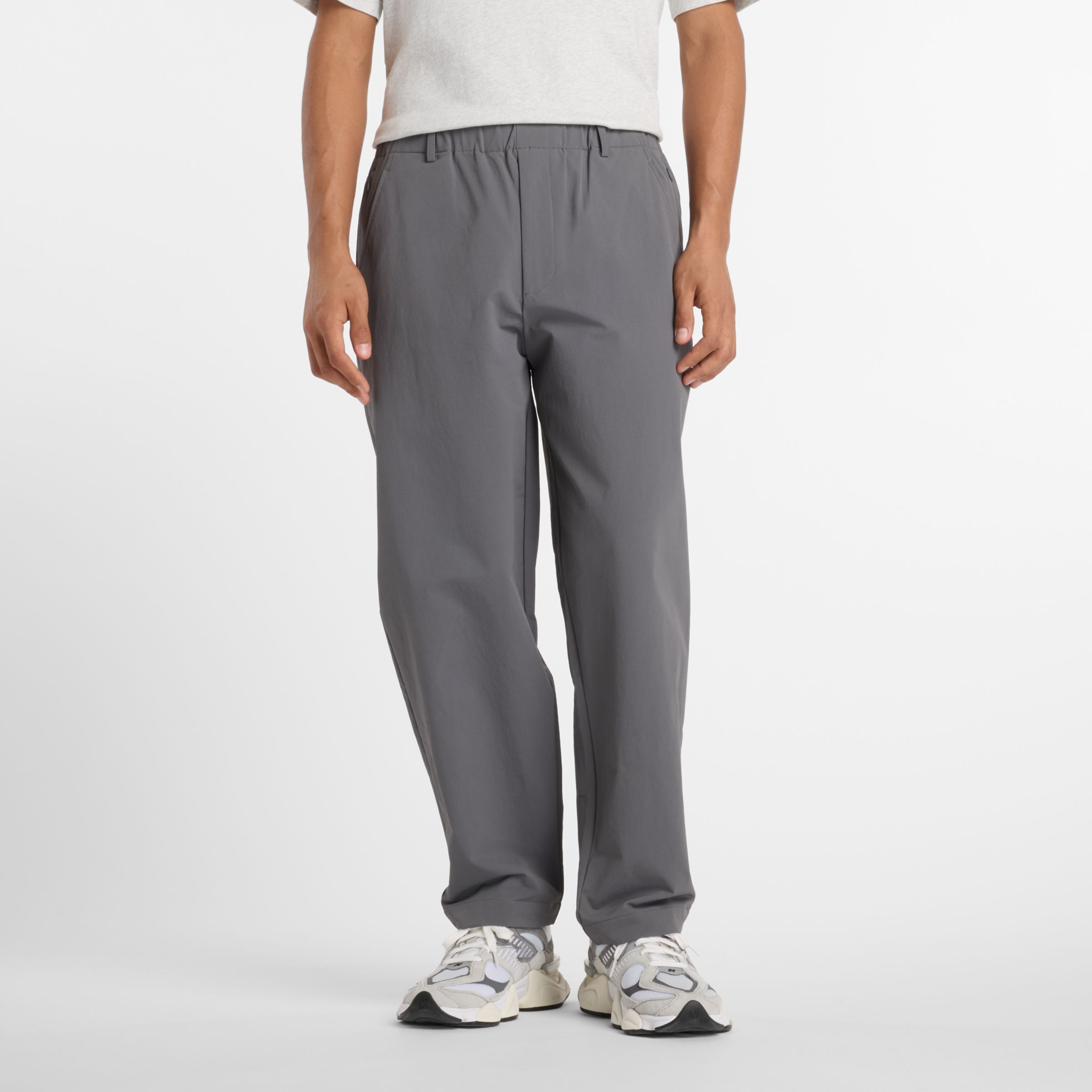 NB GREY テーパードパンツ