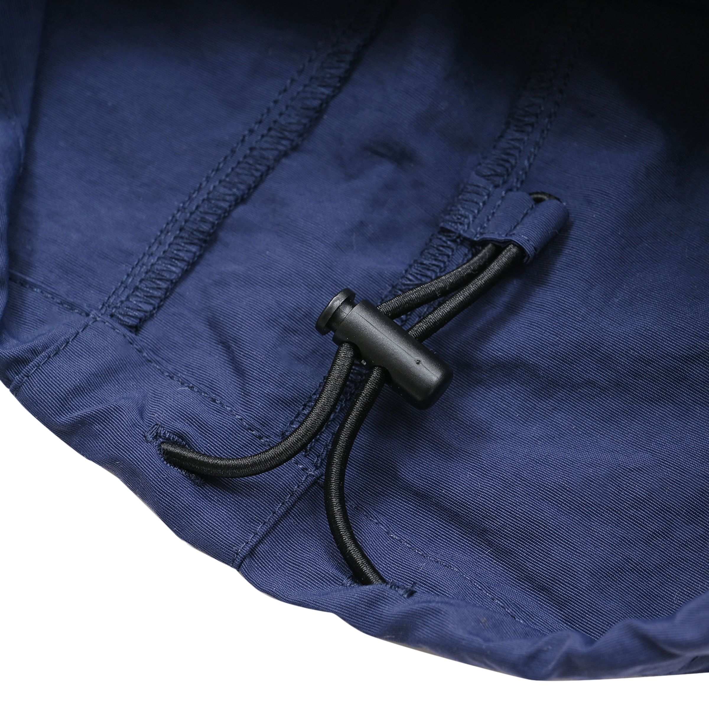 パラシュートパンツ