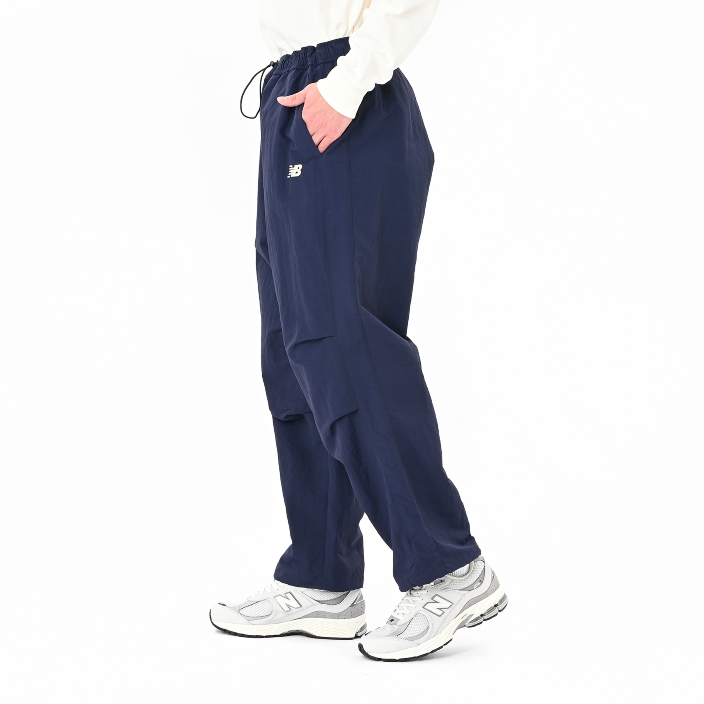 パラシュートパンツ