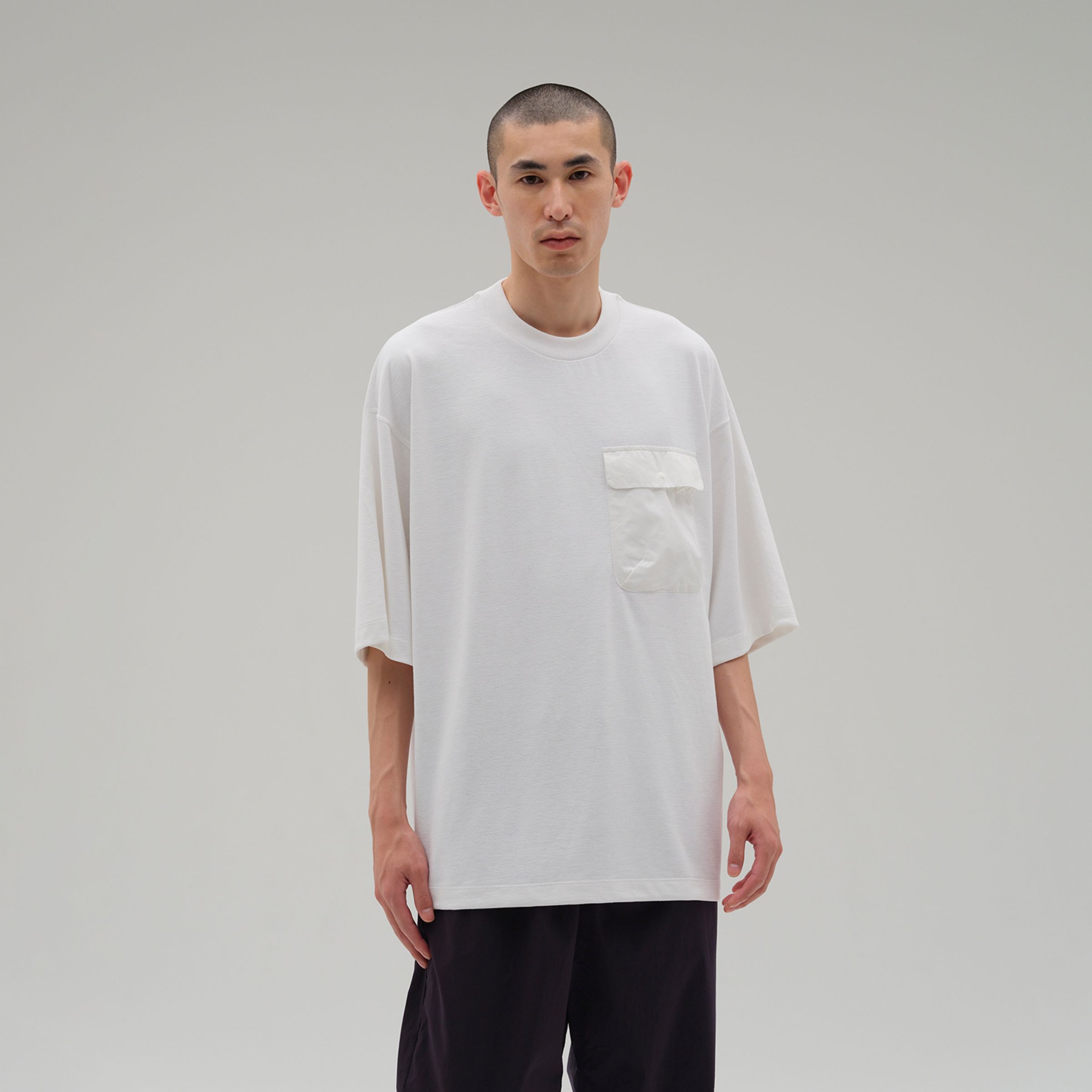 New Balance｜MET24 Short Sleeve Pullover | Rakuten Fashion