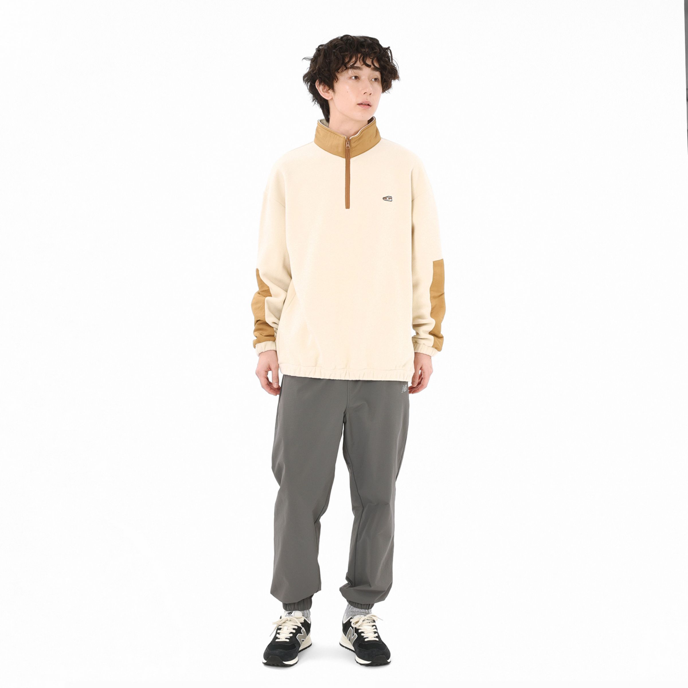 シューパッチハーフジッププルオーバー