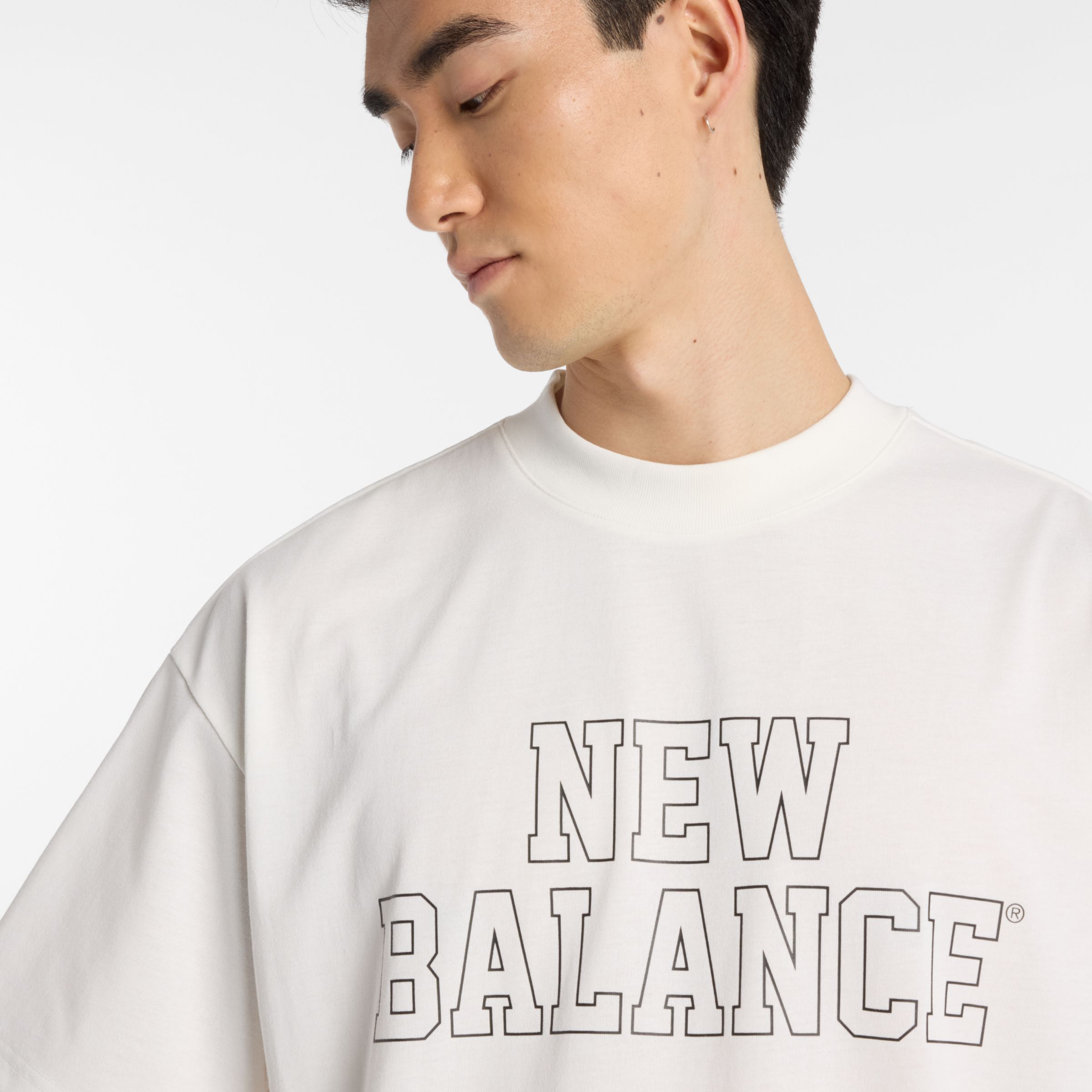 オーバーサイズドショートスリーブTシャツ