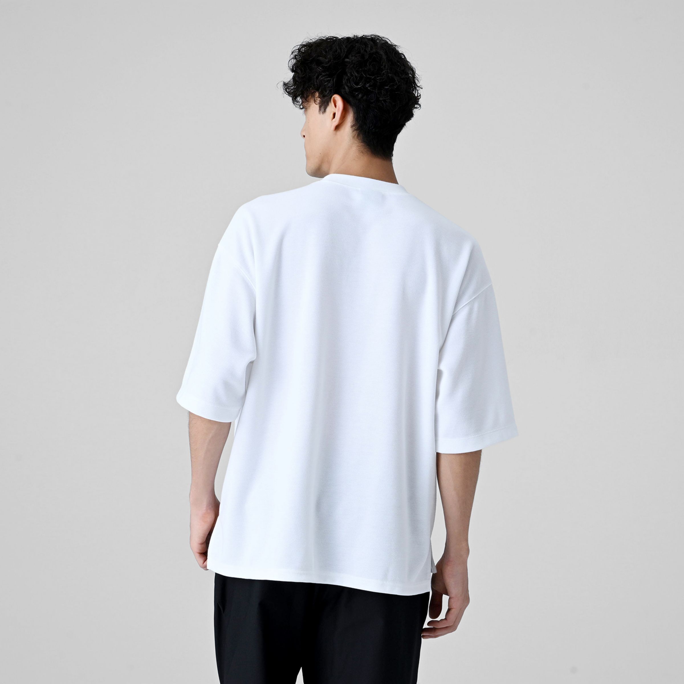 MET24 Oversized Pocket Tee
