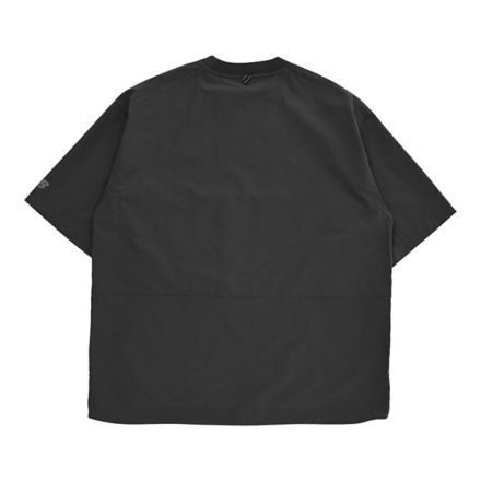 オーバーサイズドショートスリーブプルオーバー