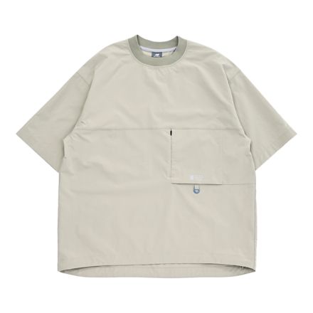 オーバーサイズドショートスリーブプルオーバー