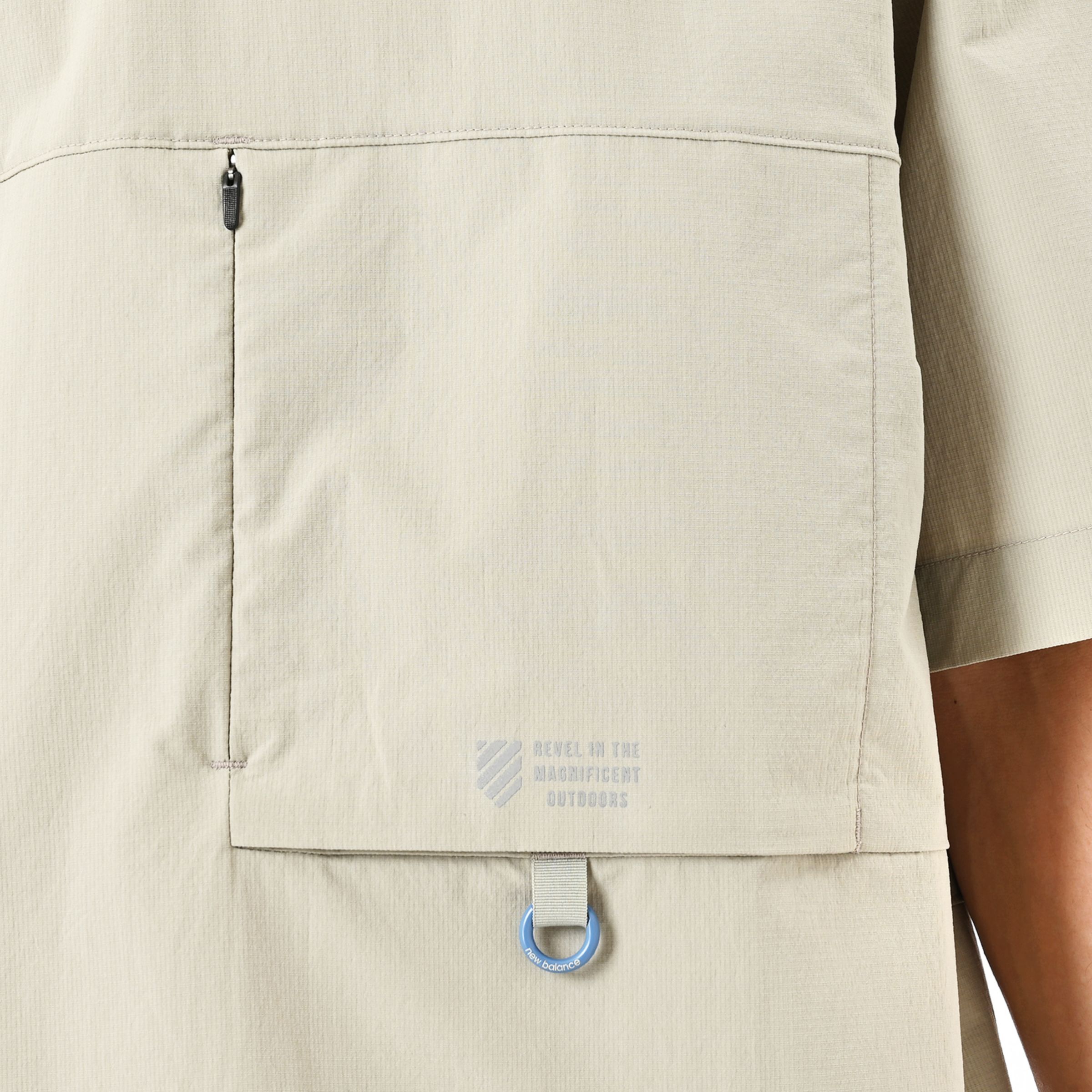 オーバーサイズドショートスリーブプルオーバー