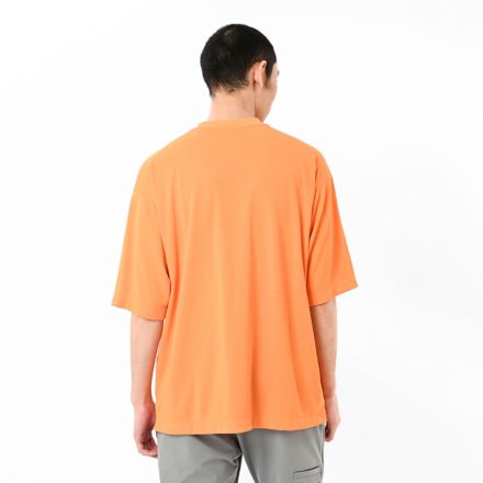 オーバーサイズドショートスリーブベースTシャツ