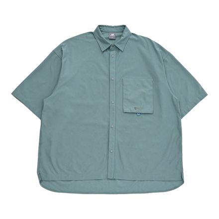 オーバーサイズドショートスリーブサンシールドシャツ