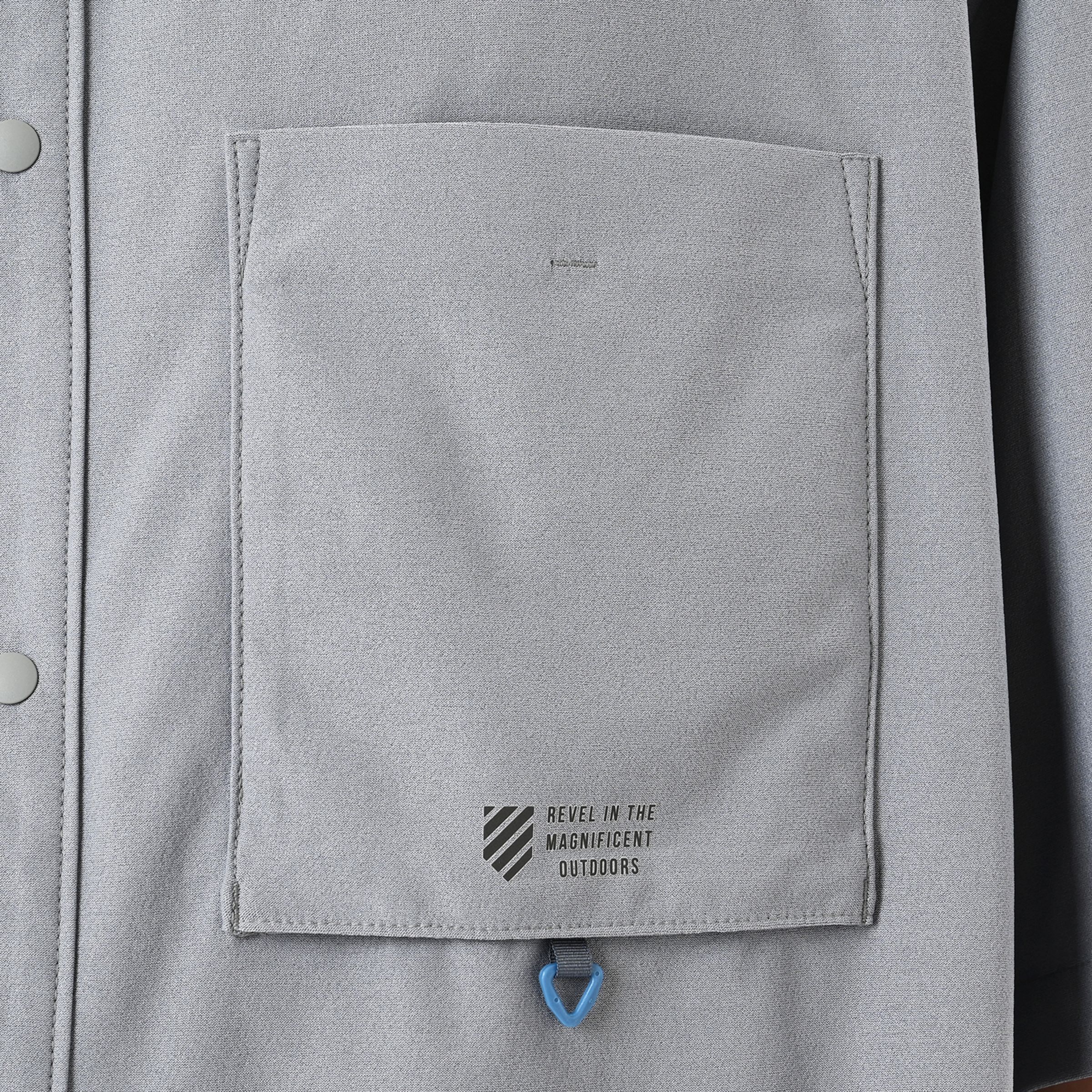 オーバーサイズドショートスリーブサンシールドシャツ