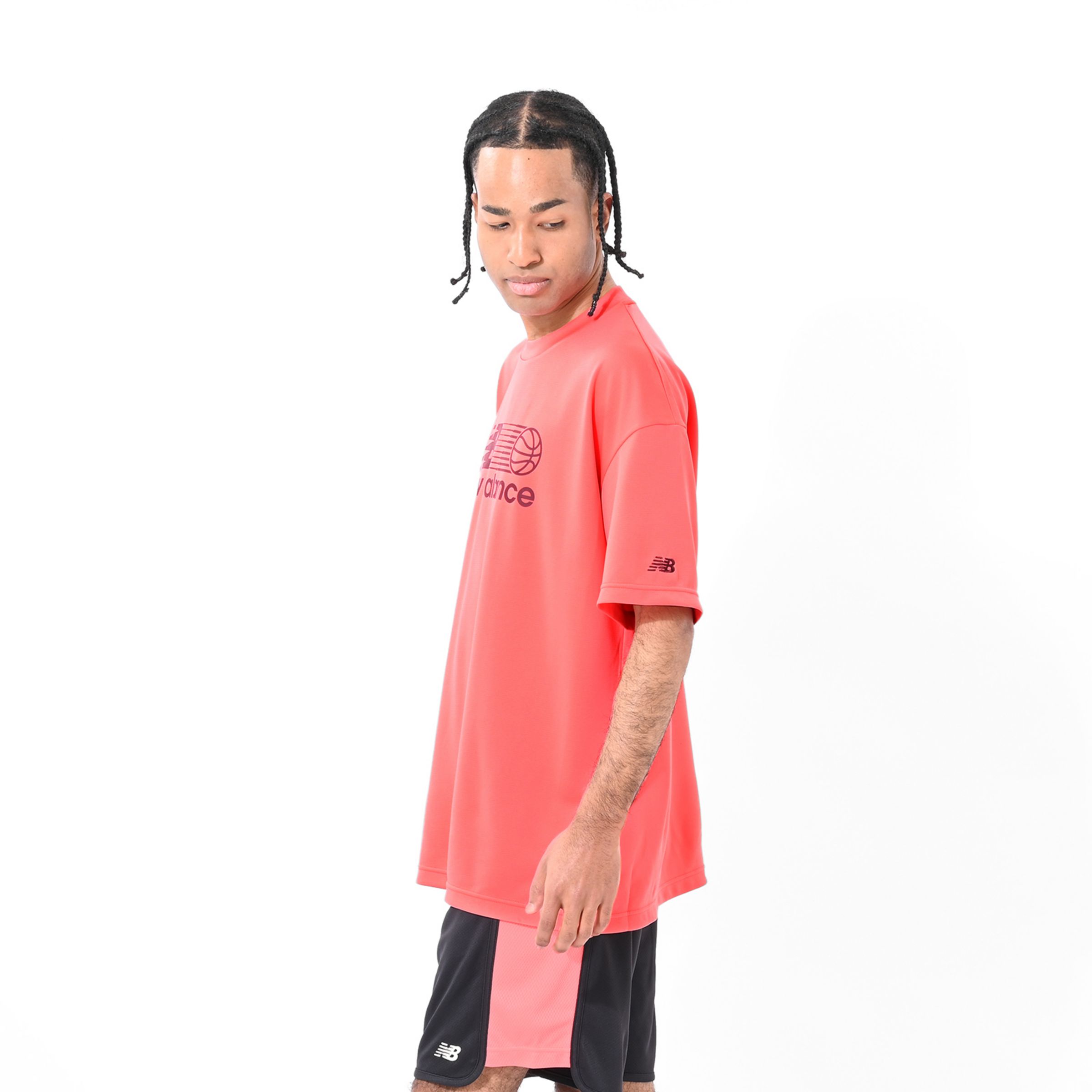 グラフィックショートスリーブTシャツ