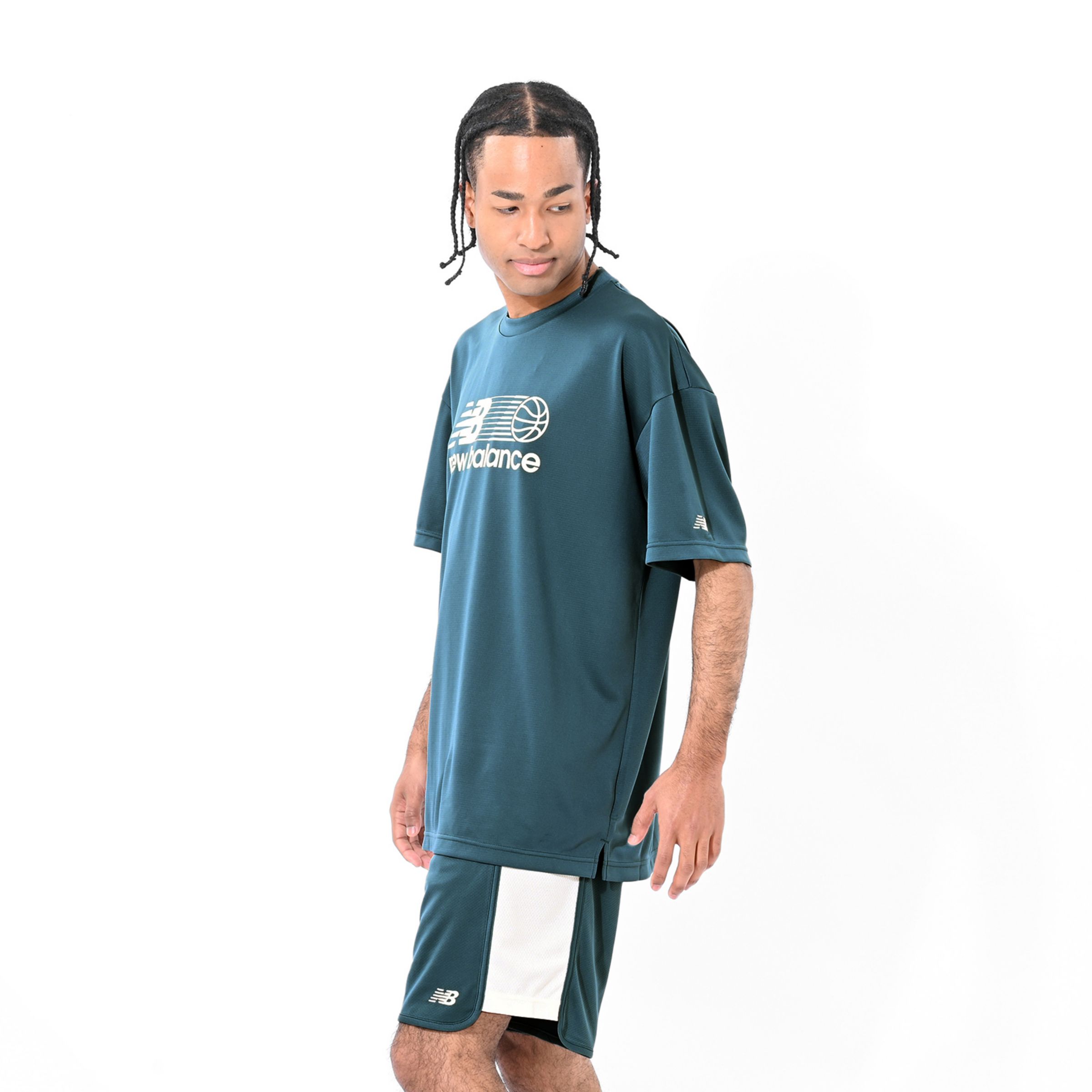 グラフィックショートスリーブTシャツ