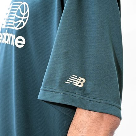 グラフィックショートスリーブTシャツ