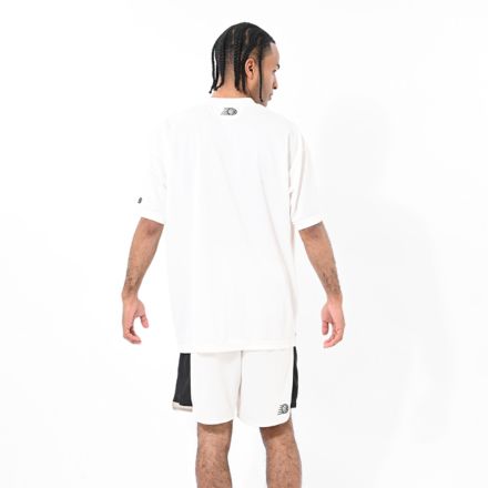 グラフィックショートスリーブTシャツ