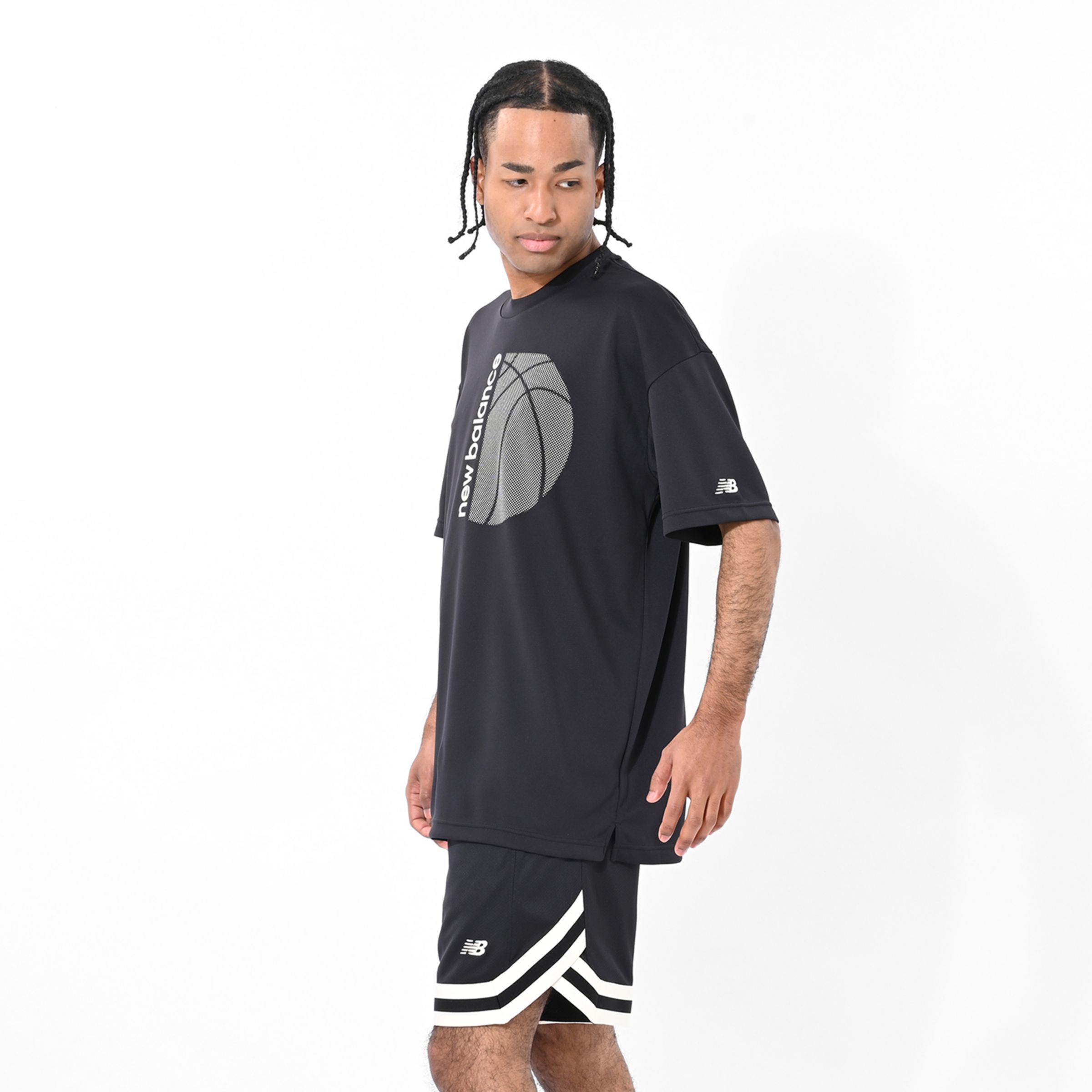 グラフィックショートスリーブTシャツ