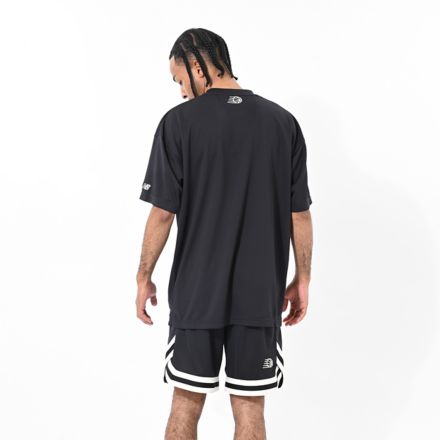 グラフィックショートスリーブTシャツ