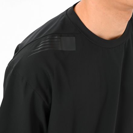 Black Out Premier EditionテクニカルウーブンショートスリーブTシャツ, BLACK, AMT55201BK