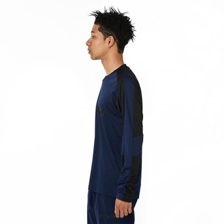 Black Out ロングスリーブシャツ