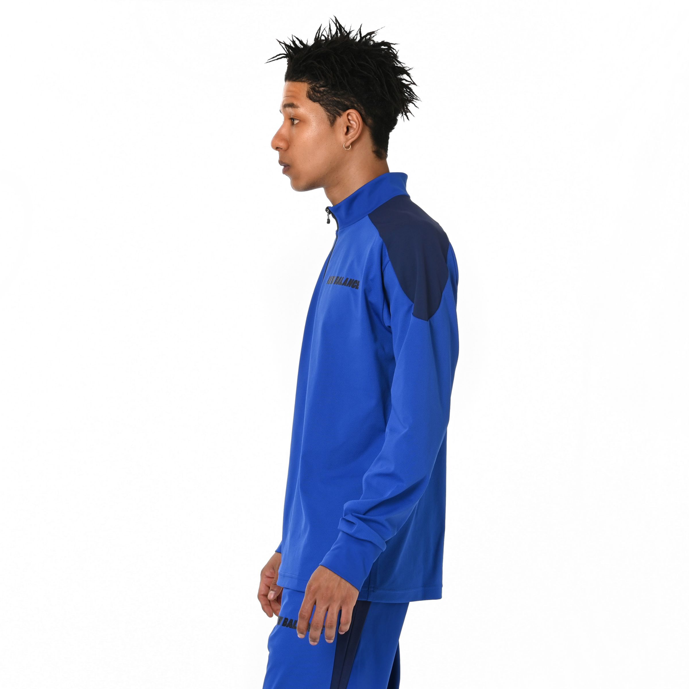 Black Out ウォームアップトップ