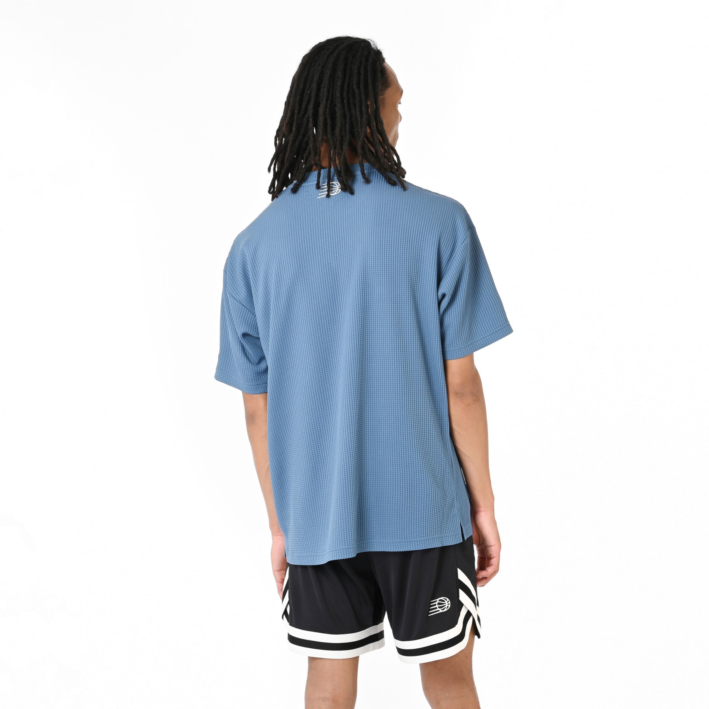 グラフィックショートスリーブシャツ