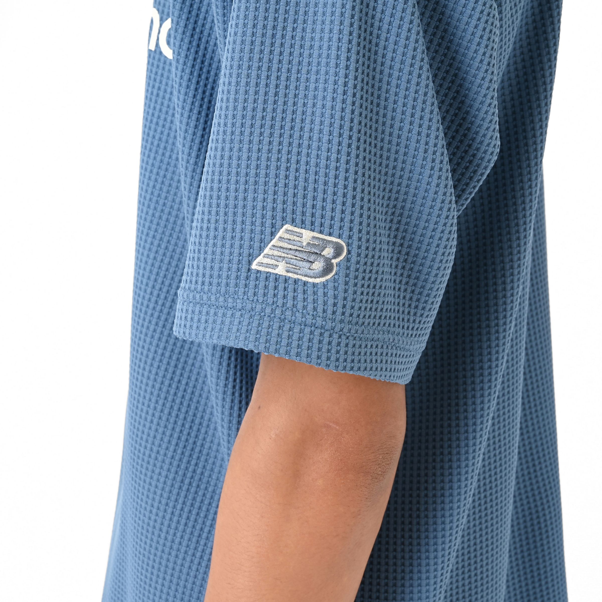 グラフィックショートスリーブシャツ