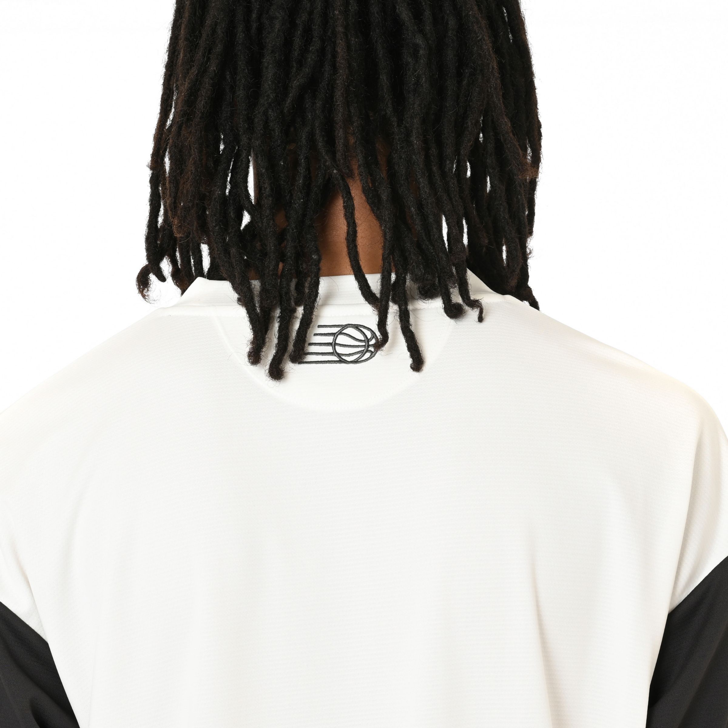 グラフィックロングスリーブシャツ