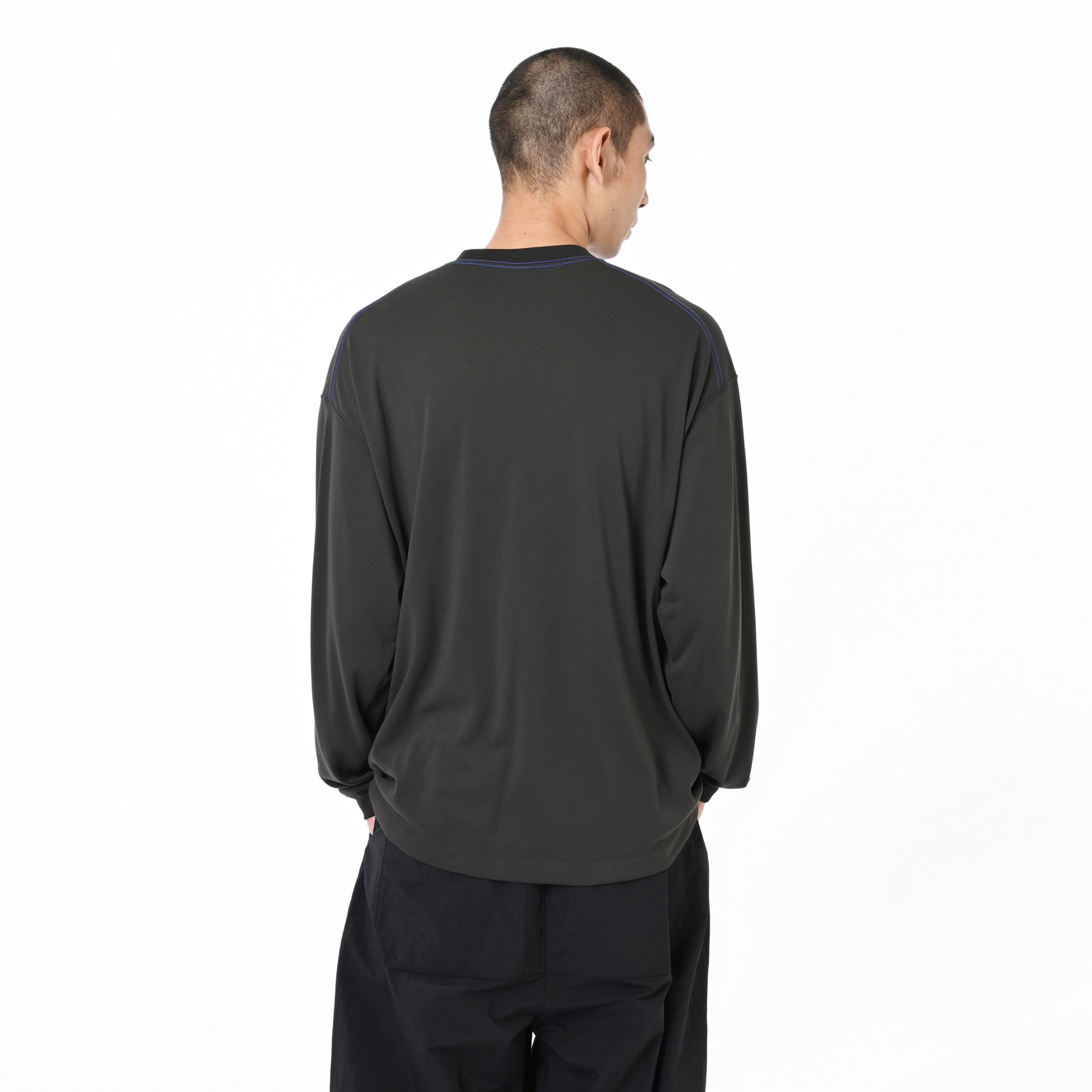 ベーシックロングスリーブTシャツ