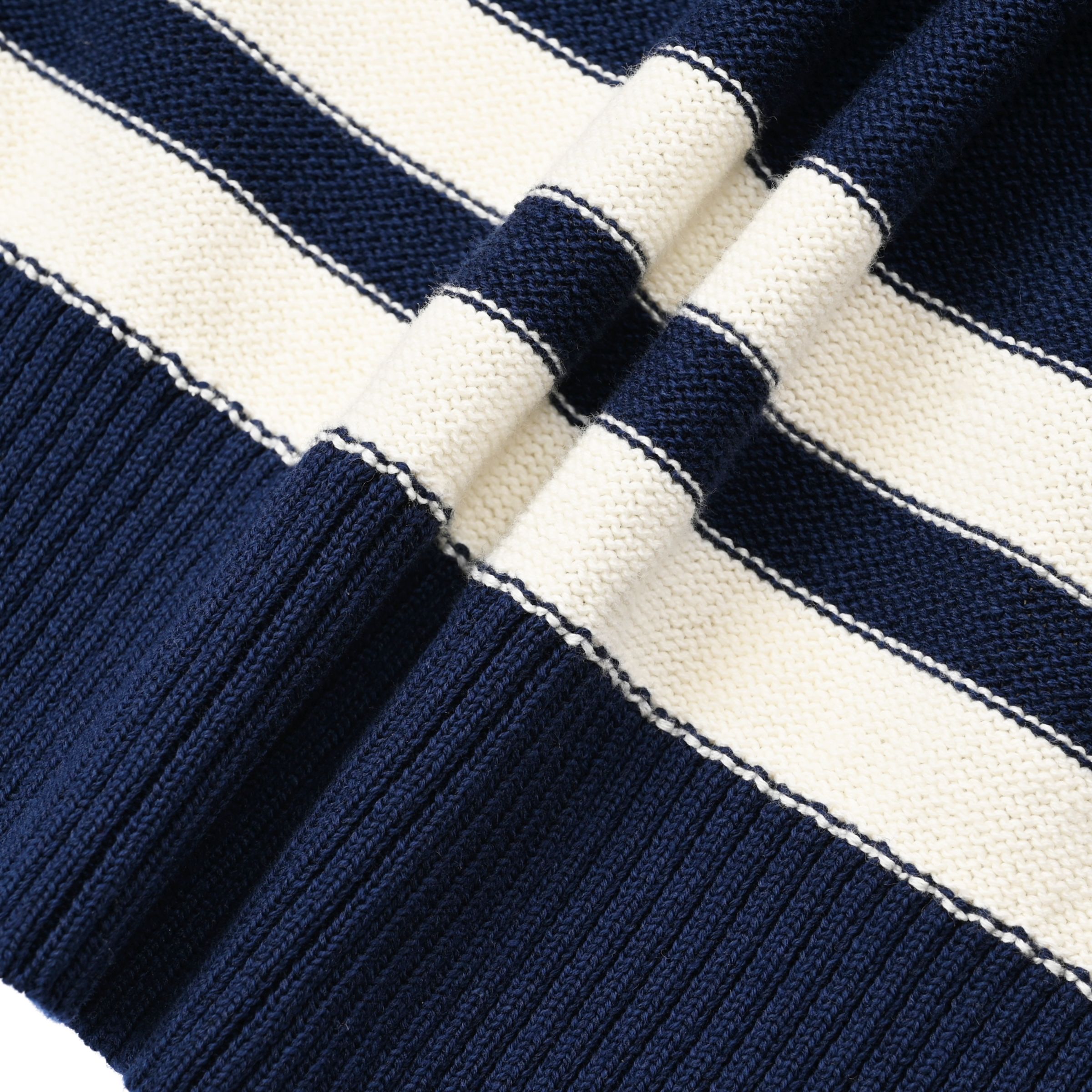 ラインニットプルオーバー