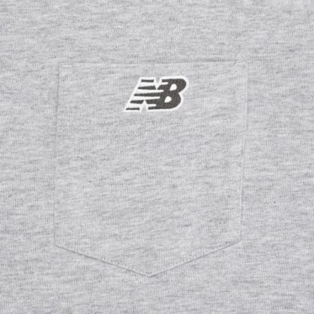 NB刺繍ポケットロングスリーブTシャツ