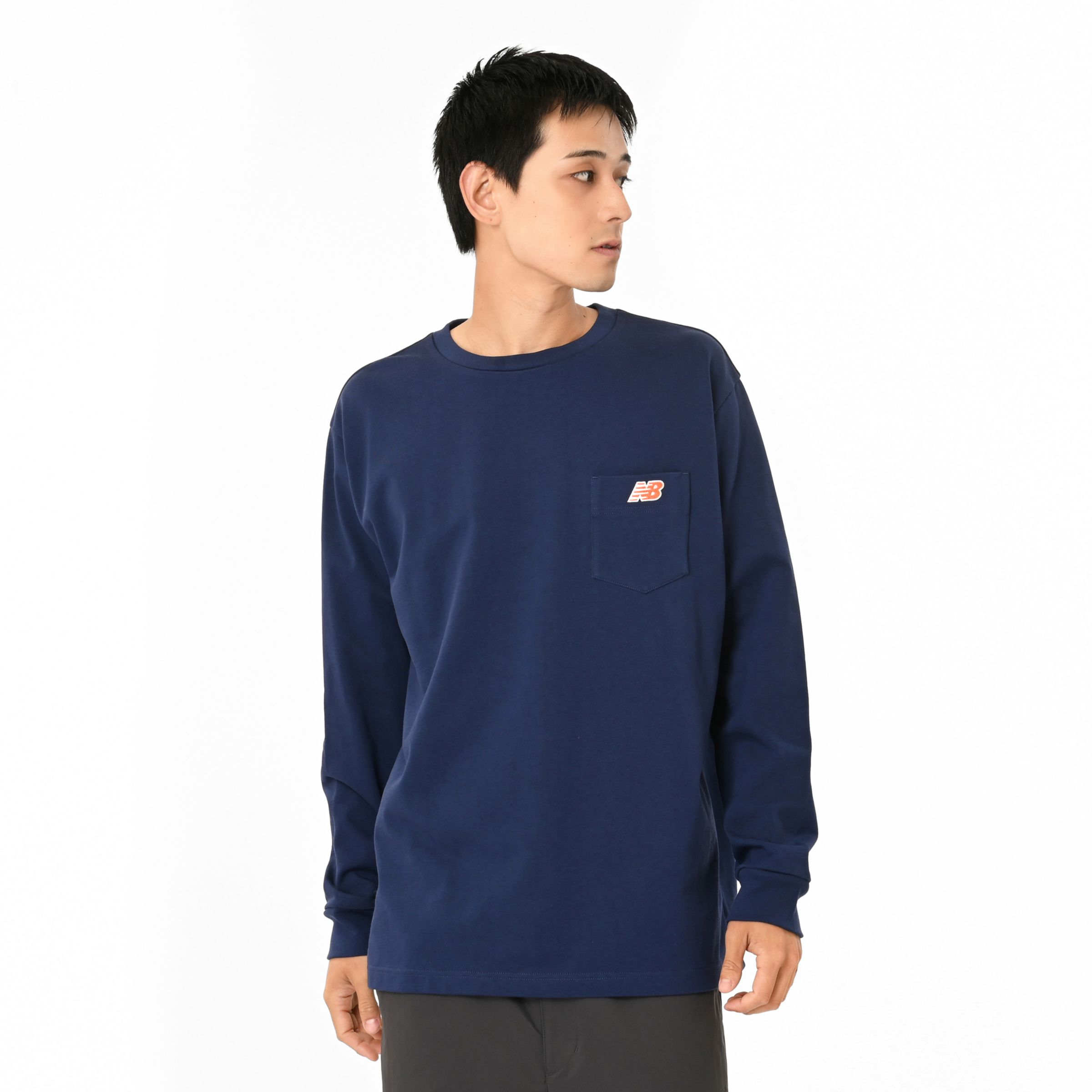 NB刺繍ポケットロングスリーブTシャツ